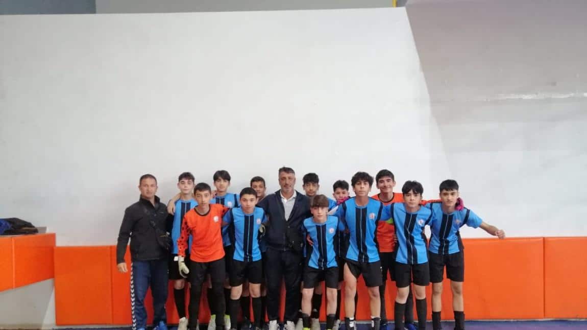  Yıldızlar Futsal Turnuvasında Okulumuz Yarı Finalde...